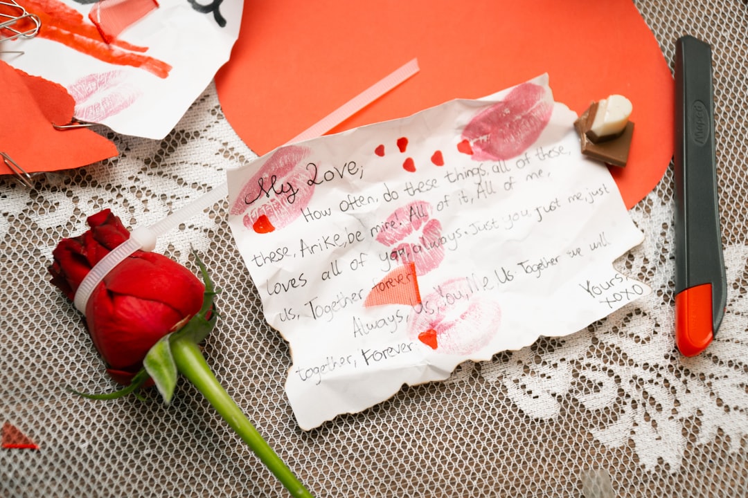 Recebi uma linda carta de amor e emocionei-me